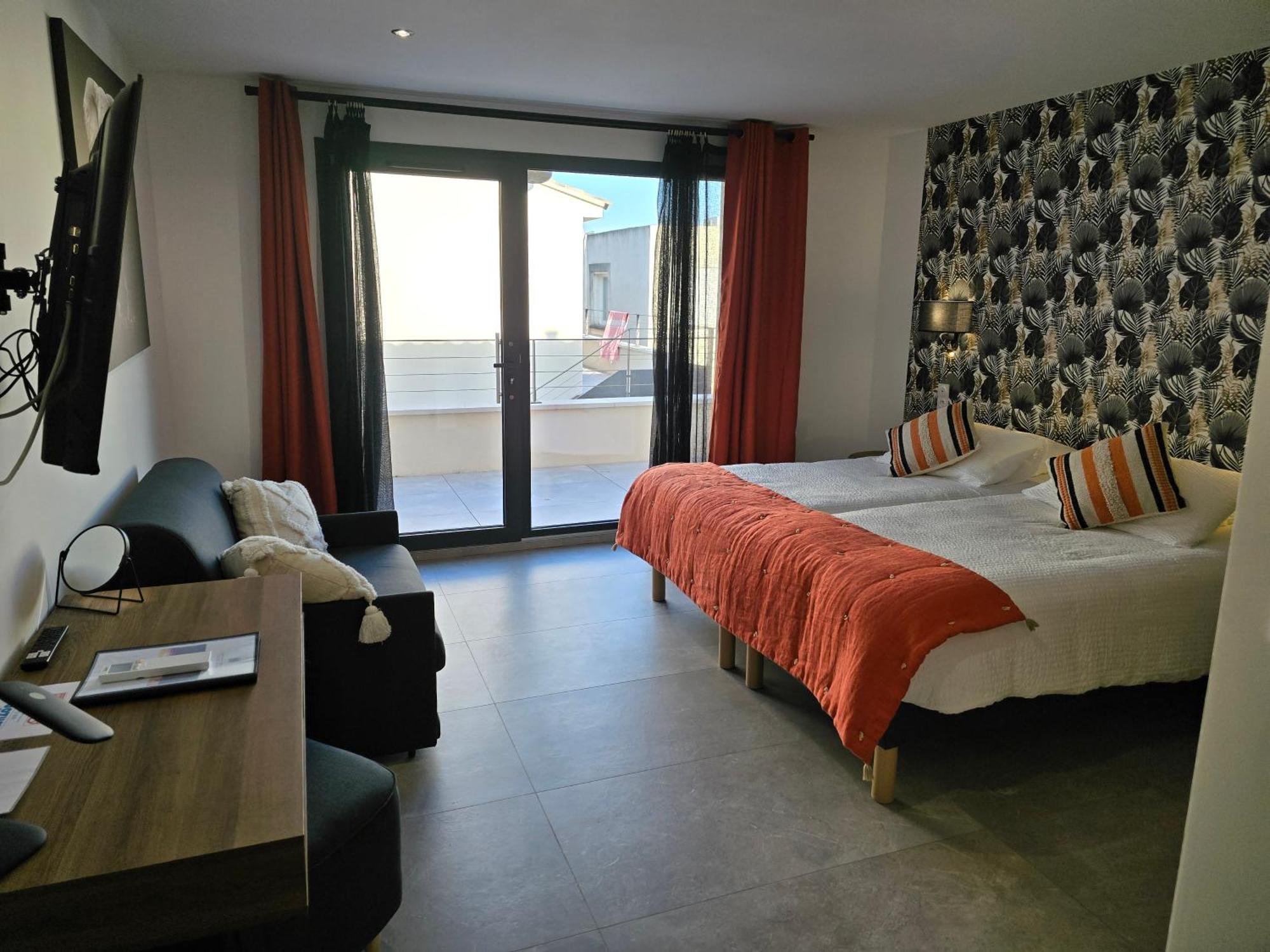 Hotel Les Loges Du Luberon Coustellet Exterior foto