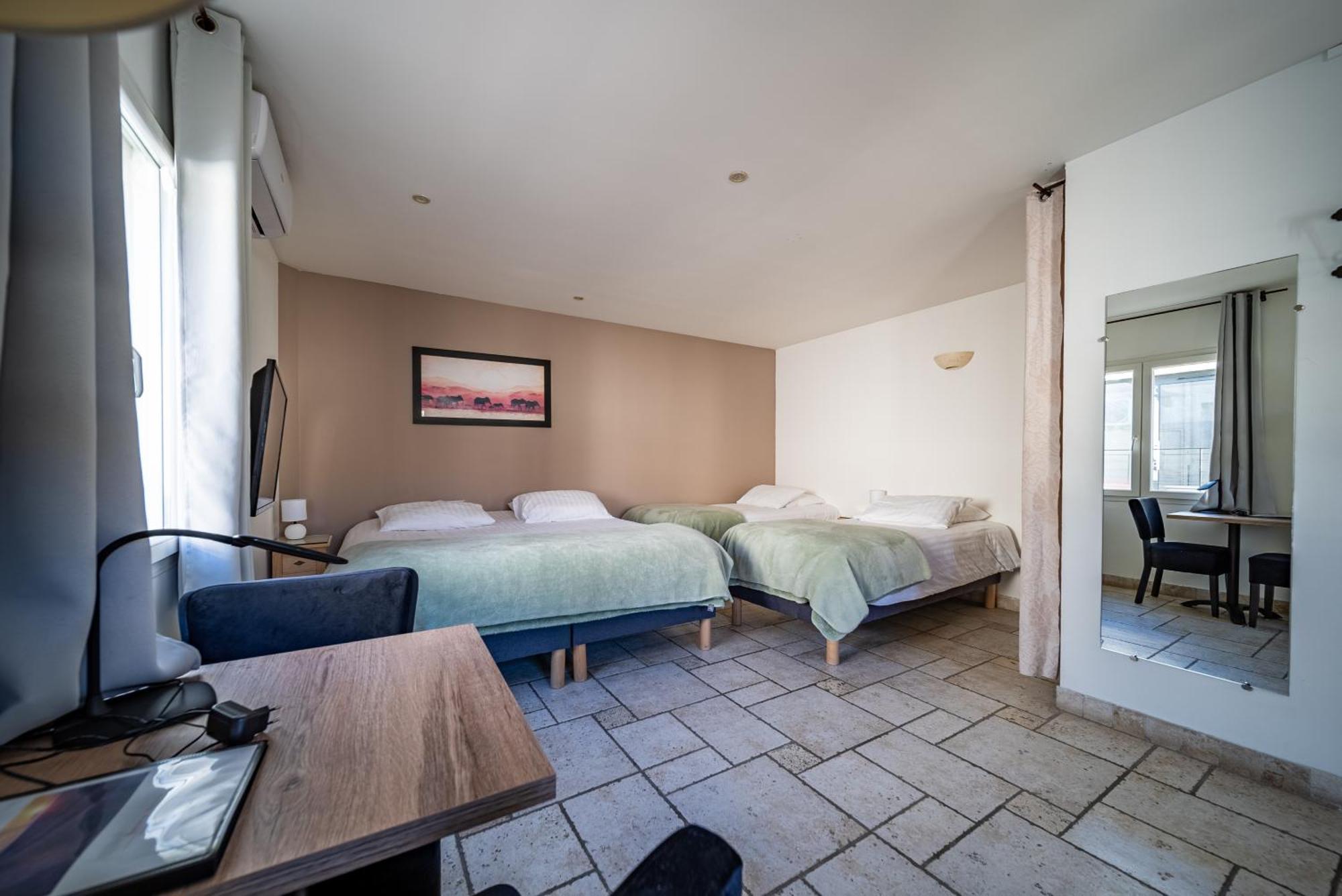 Hotel Les Loges Du Luberon Coustellet Exterior foto
